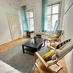 Casa Kiraly - Center Spacious By New York Cafe Apartment Budapest