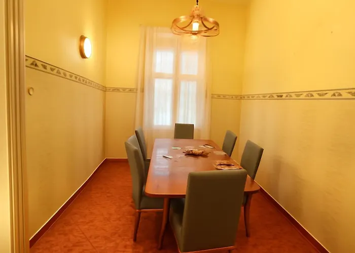 Casa Kiraly - Center Spacious By New York Cafe * 布达佩斯